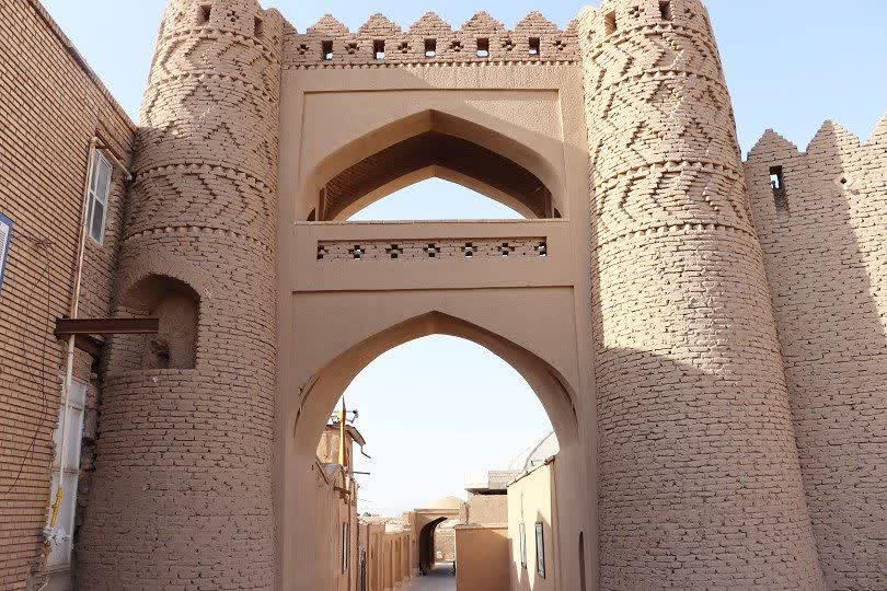 meybod15