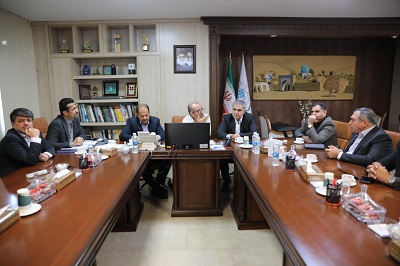 آغاز عزم ملی برای نجات محله «جنگزدهها» در فسا؛ تخصیص ۴.۵ هکتار زمین برای بازآفرینی شهرک اردوگاه